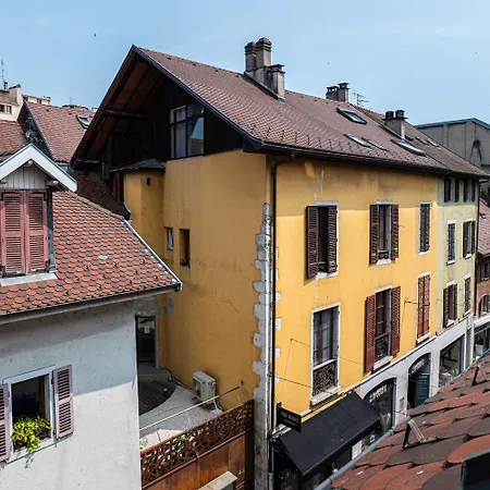 Carnot Duplex, Spacieux 3 Pieces Avec 2 Sur Les Rue Pietonnes Annecy